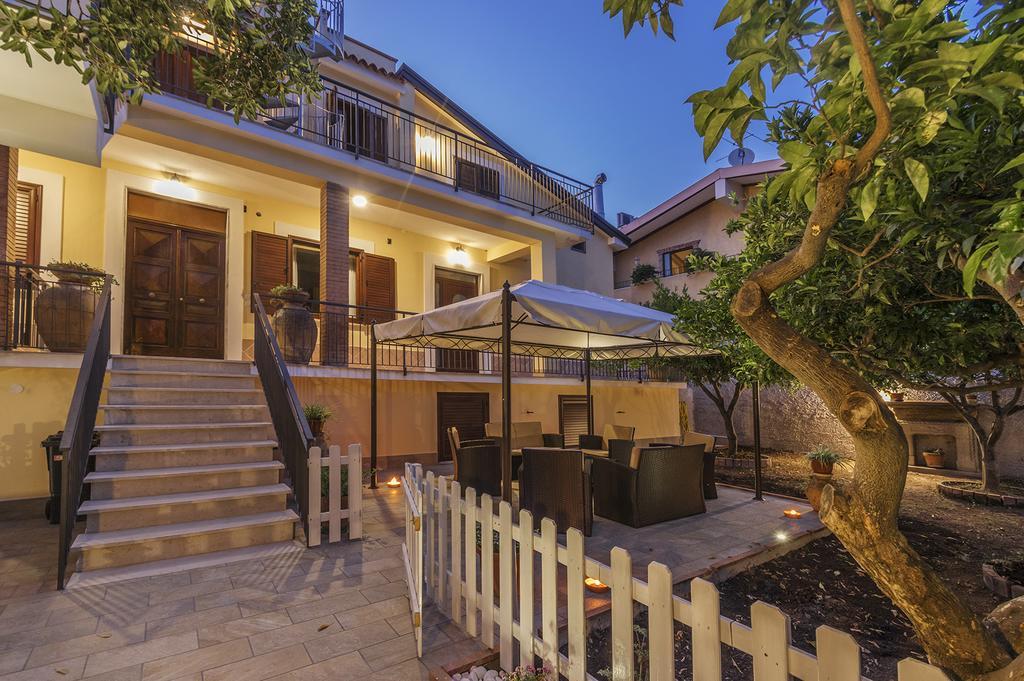 Villa Imperamare Санта-Марія-ді-Кастеллабате Екстер'єр фото